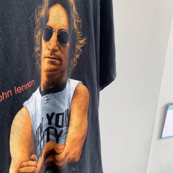 Vintage John Lennon T-Shirt (Men’s S/Women's M) - Picture 3 of 3
